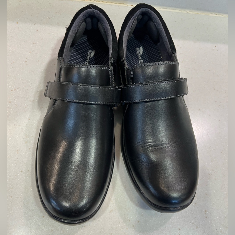 Barefoot Freedom by Drew. Womens 10. 
Black leather. Like new.